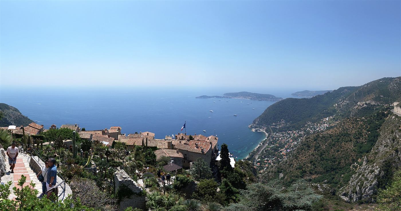 Èze sobre el mar